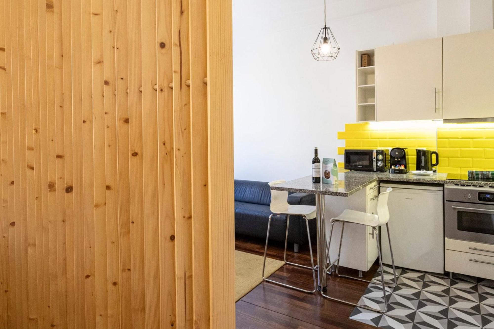 Sena 27 By Lovelystay Porto Bagian luar foto