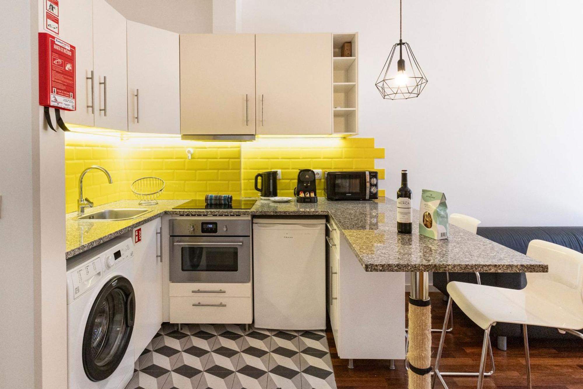Sena 27 By Lovelystay Porto Bagian luar foto