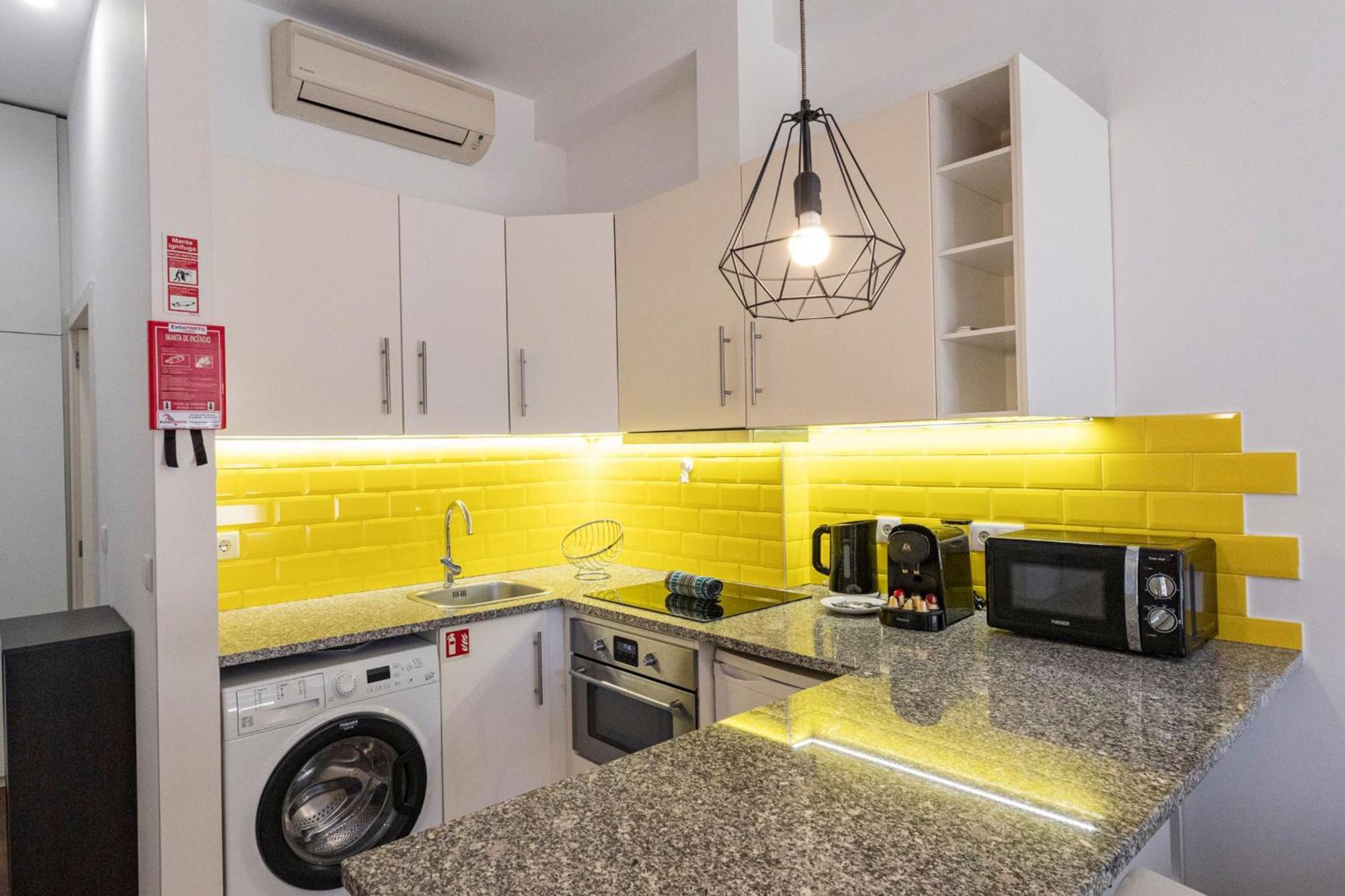 Sena 27 By Lovelystay Porto Bagian luar foto