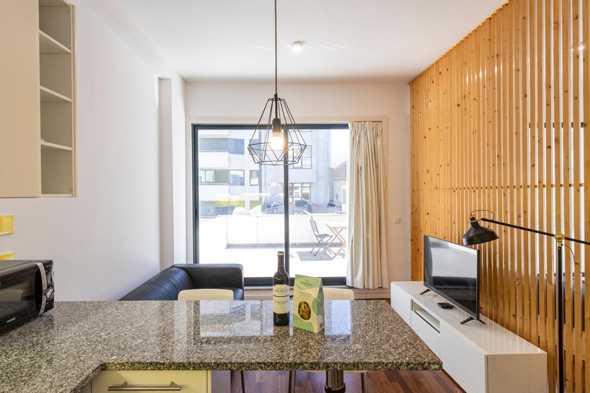 Sena 27 By Lovelystay Porto Bagian luar foto